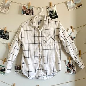 Old Navy Black and White Boyfriend Flannel